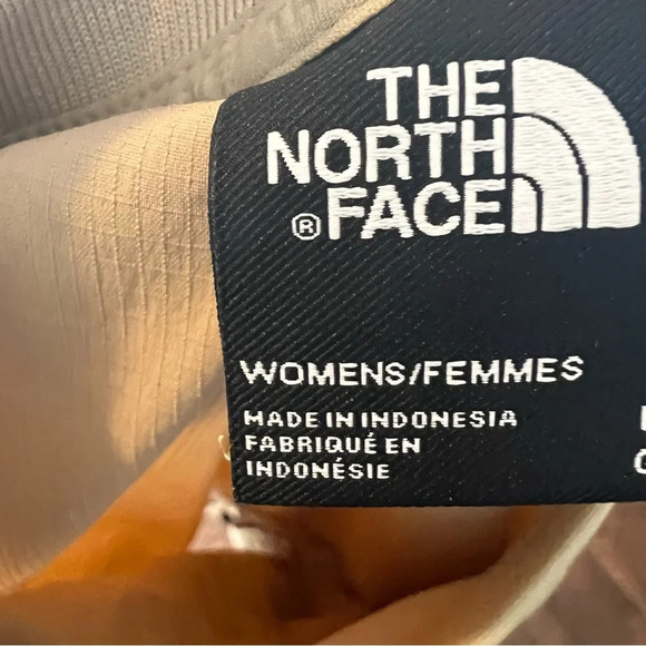 The North Face Explore City Woven Pullover Tan - Picture 9 of 10